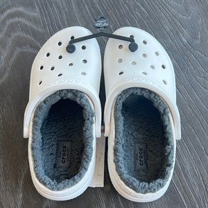 Crocs womens fuzzy lined